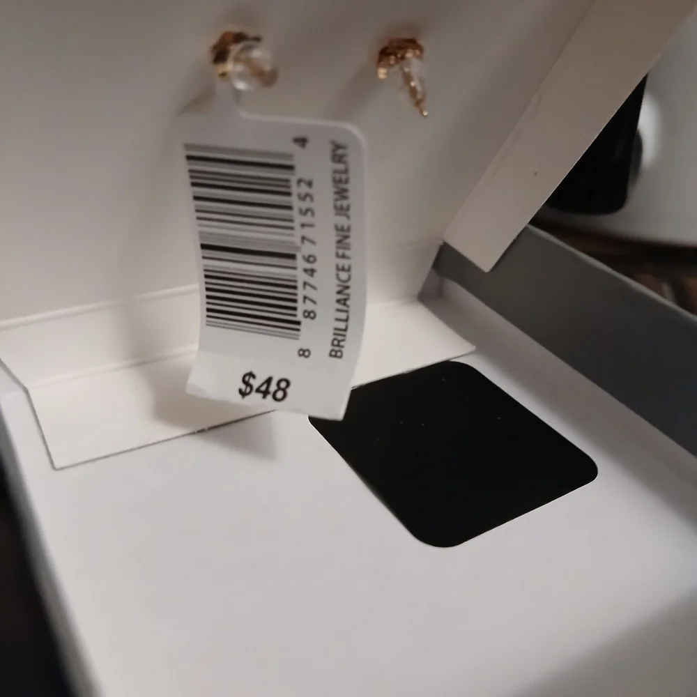 14K Gold Stud Earrings - Picture 3 of 3